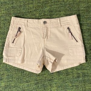 NWOT tan short shorts